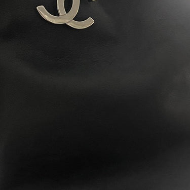 Chanel Luxe ligne tote - Oliver Barret